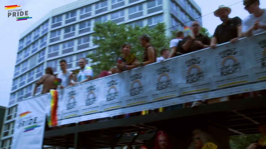 Stuttgart PRIDE 2024 &bull; Aufstellung zur CSD-Demonstration